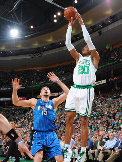 累积了丰富 累积了丰富